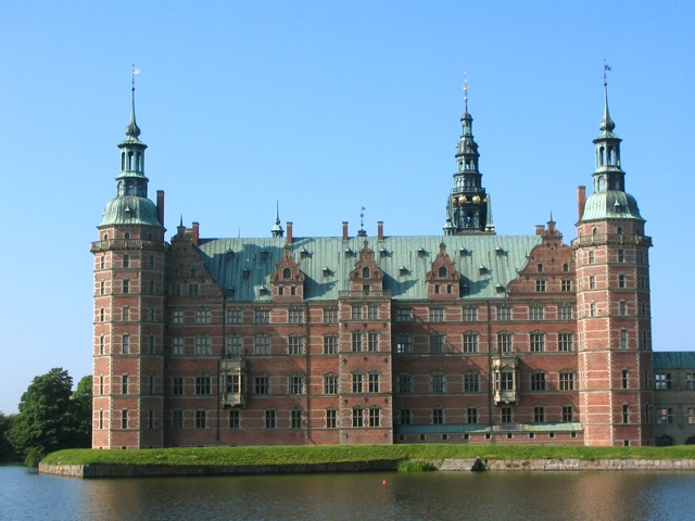 Замок Фредериксборг.jpg